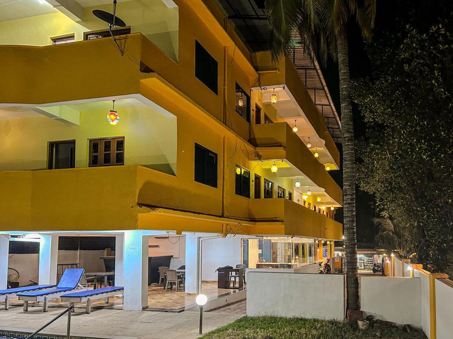 La Costa Residency 호텔 안주나 외부 사진